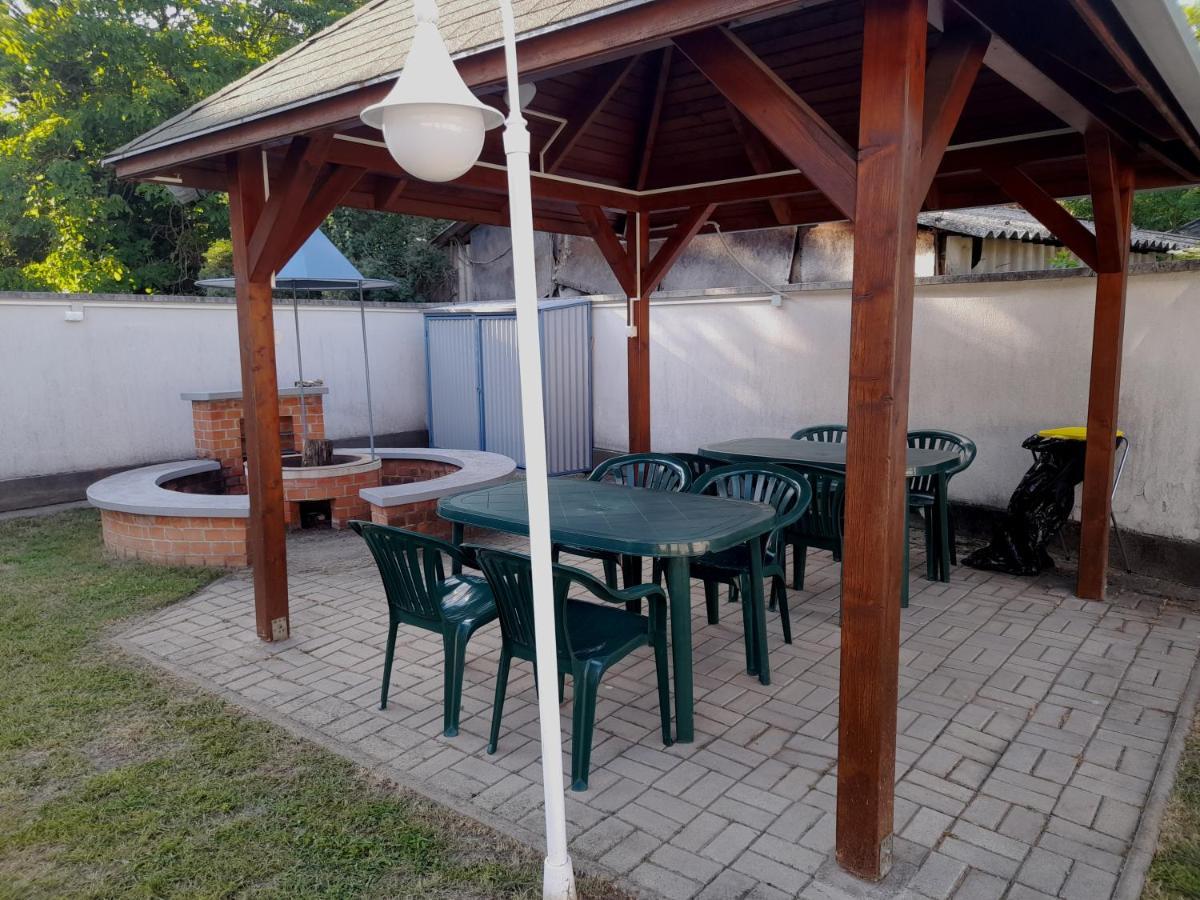 Nimród Vendégház Hajduszoboszlo Exterior foto